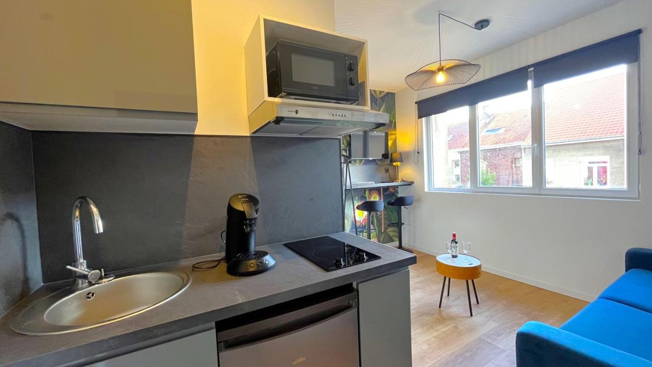 Jungle Boogie Apartment กาเลส์ ภายนอก รูปภาพ