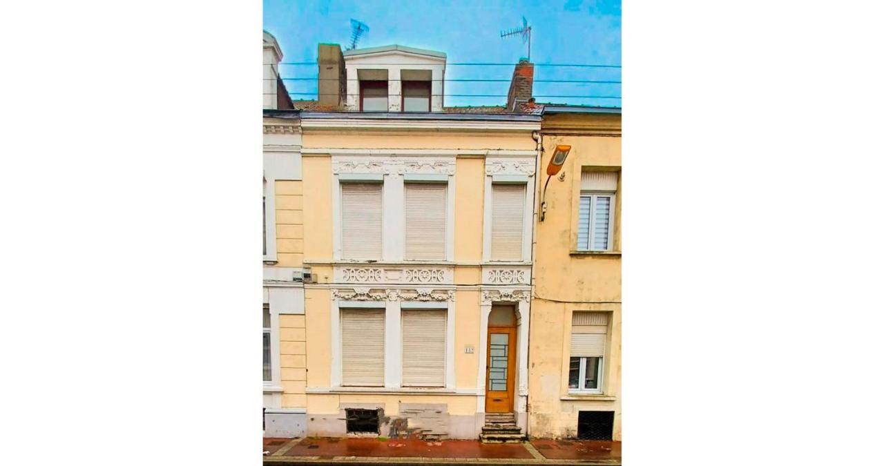 Jungle Boogie Apartment กาเลส์ ภายนอก รูปภาพ